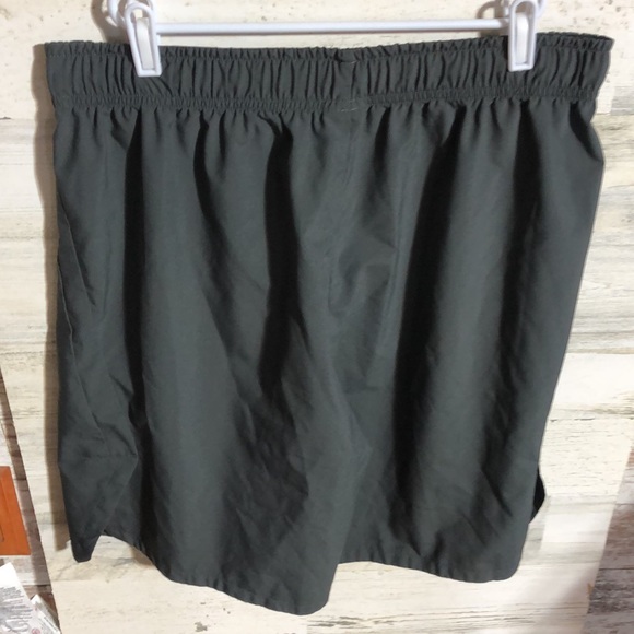 Nike Mens sports shorts large gray color basket ball shirts - Picture 5 of 5